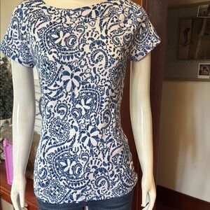 NWT jones ny size small Blue and White Patterned Women's Top